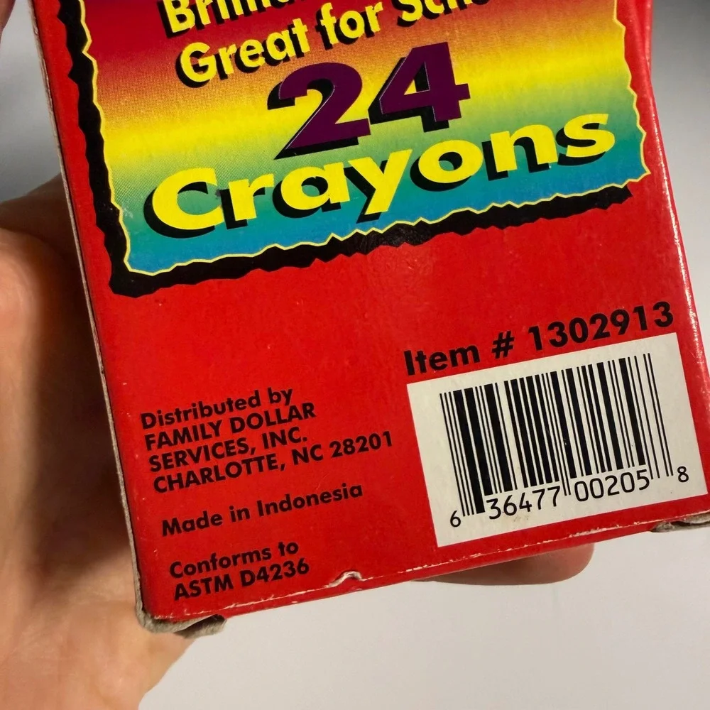 RARE Vintage Family Dollar 24 Crayons Brilliant Colors Non Toxic 2 Boxes 1302913